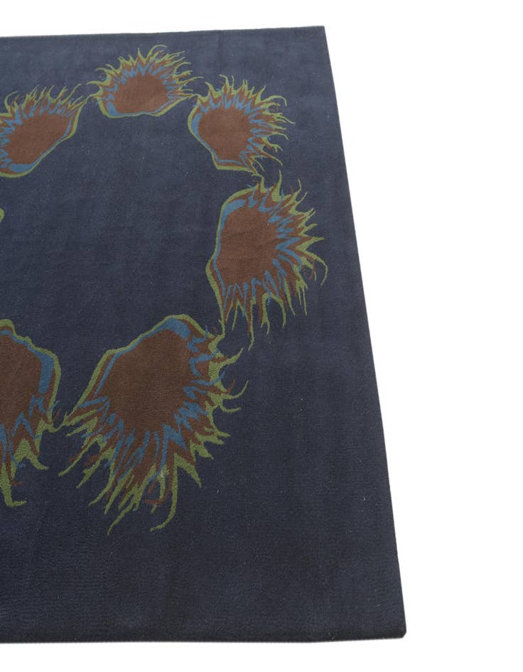 Detail image of  7' 6 x 7' 7 Luna Square Rug