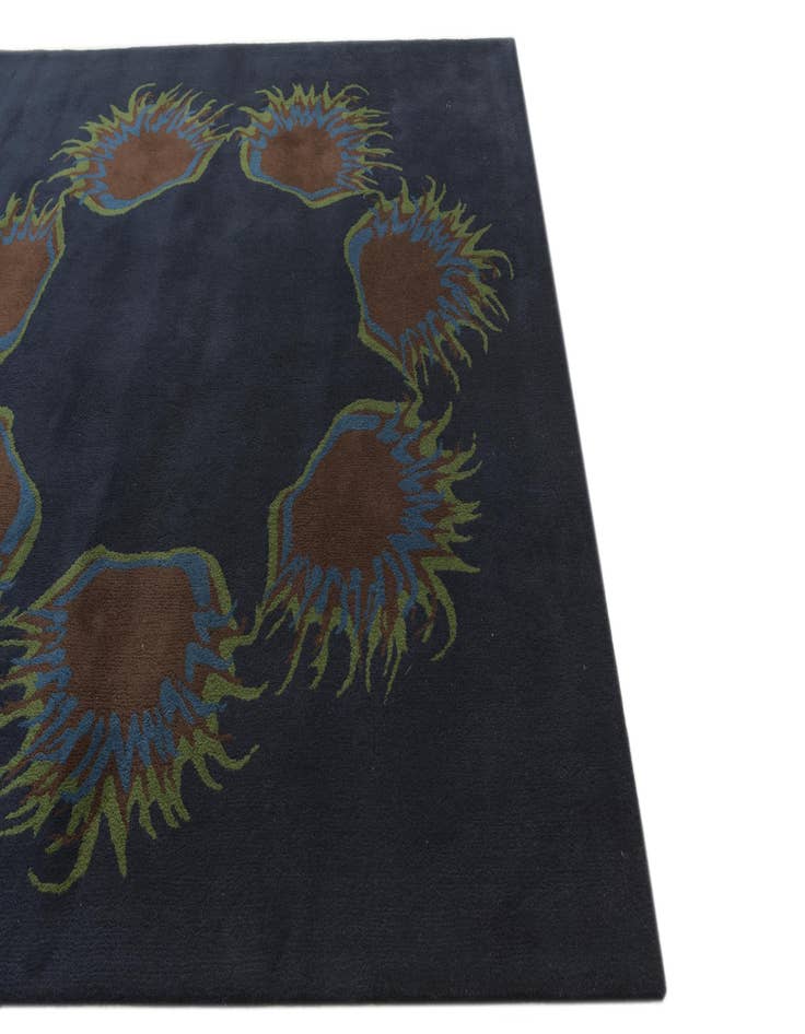 Detail image of  7' 6 x 7' 7 Luna Square Rug