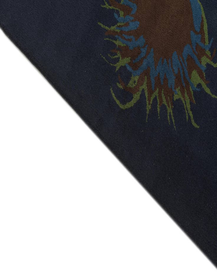 Detail image of  7' 6 x 7' 6 Luna Square Rug