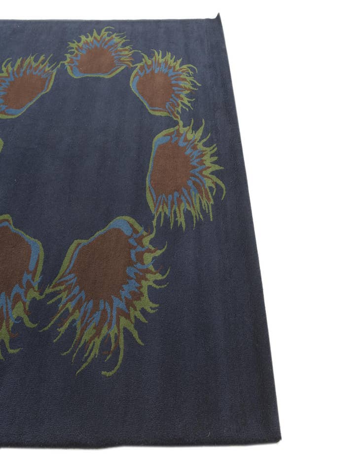 Detail image of  7' 6 x 7' 6 Luna Square Rug