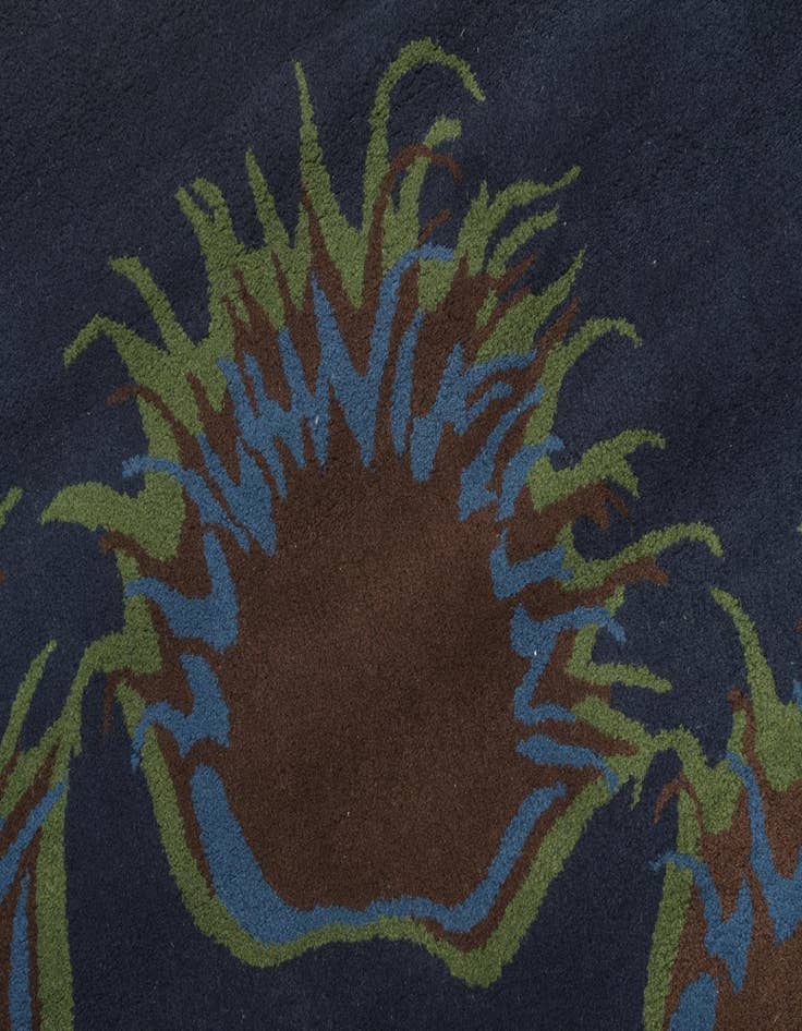 Detail image of  7' 6 x 7' 7 Luna Square Rug