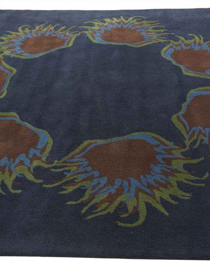 Detail image of  7' 6 x 7' 7 Luna Square Rug
