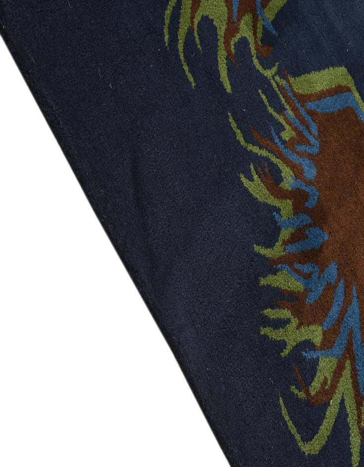 Detail image of  7' 6 x 7' 7 Luna Square Rug