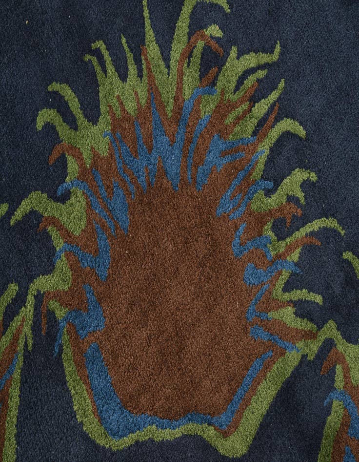 Detail image of  7' 6 x 7' 7 Luna Square Rug