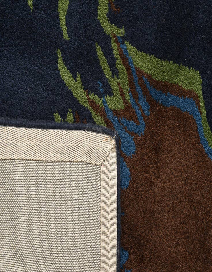 Detail image of  7' 6 x 7' 6 Luna Square Rug