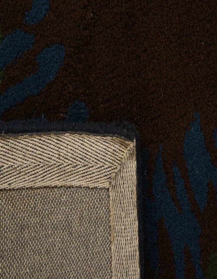 Detail image of  7' 7 x 7' 7 Luna Square Rug