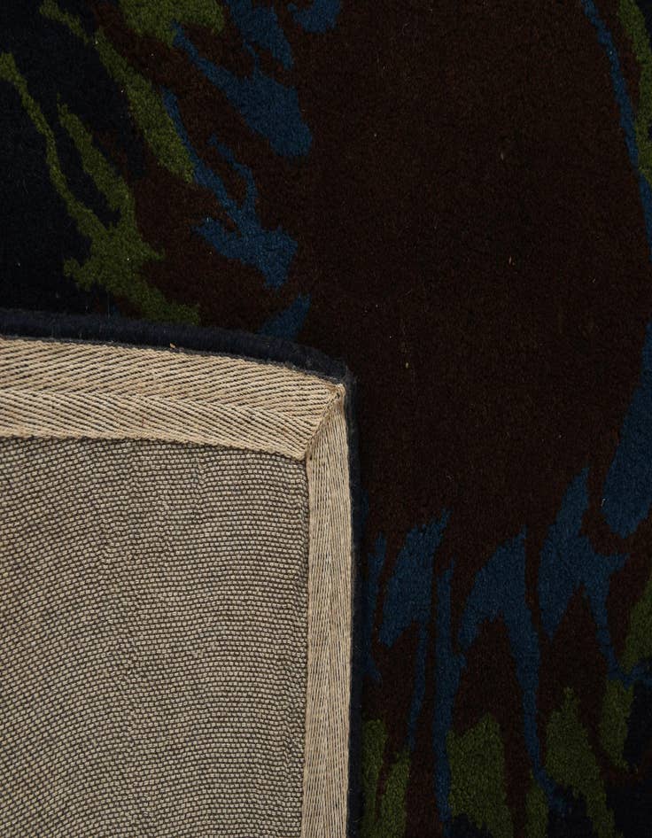 Detail image of  7' 7 x 7' 7 Luna Square Rug