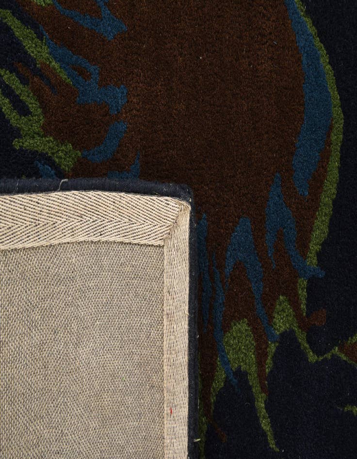 Detail image of  7' 5 x 7' 7 Luna Square Rug