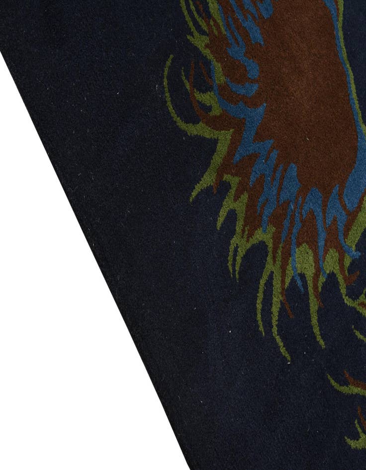 Detail image of  7' 6 x 7' 7 Luna Square Rug