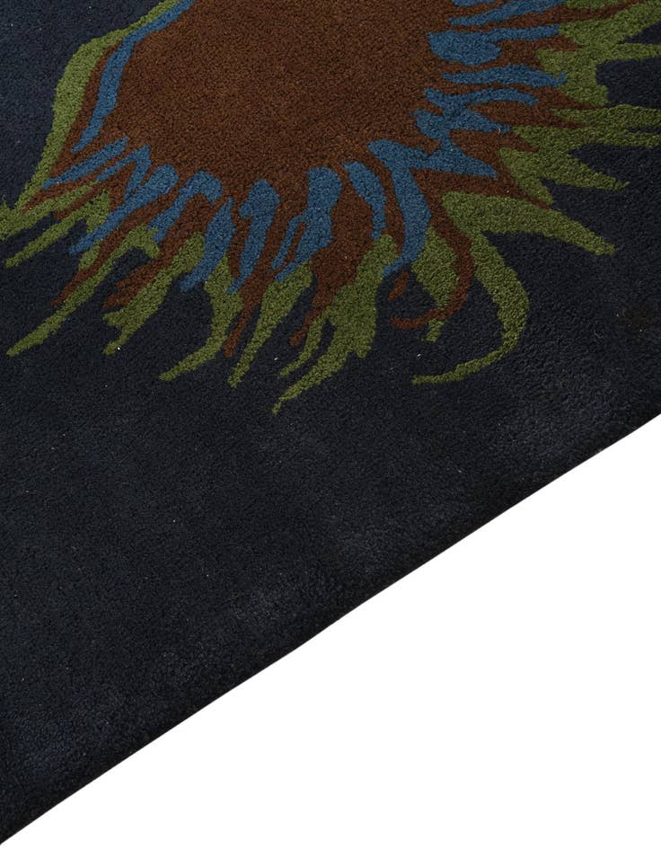 Detail image of  7' 6 x 7' 6 Luna Square Rug
