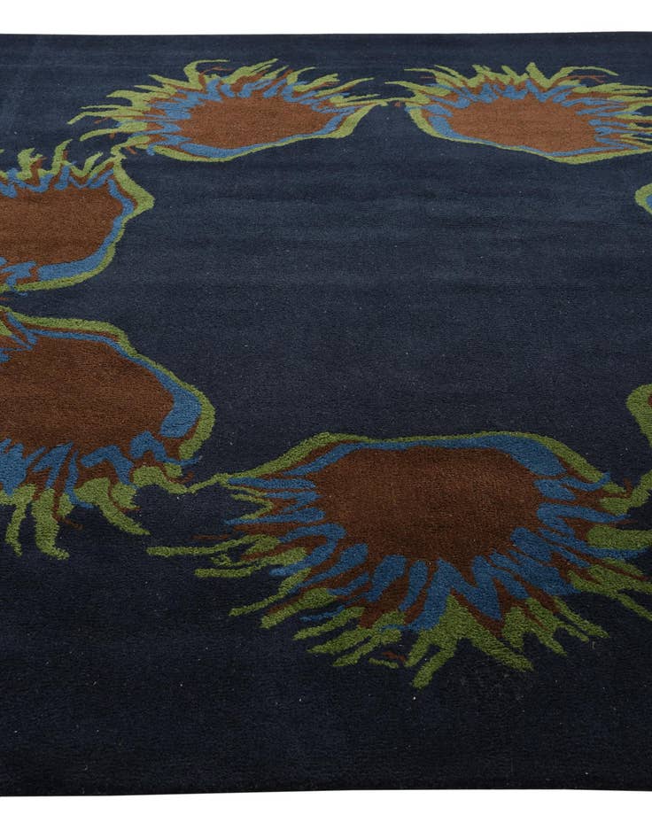 Detail image of  7' 6 x 7' 7 Luna Square Rug