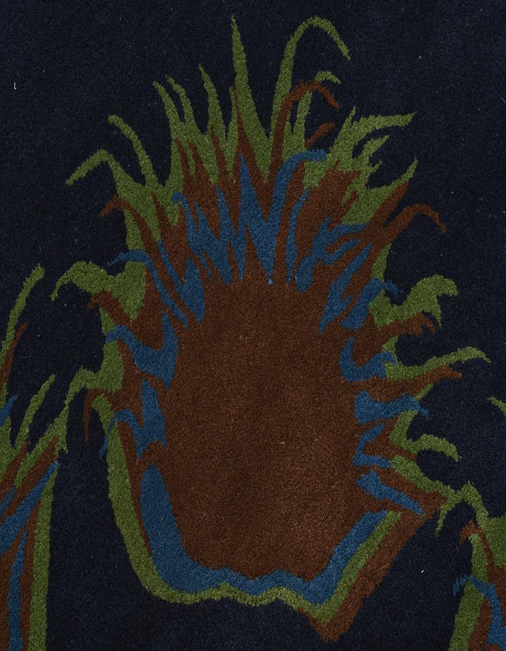 Detail image of  7' 6 x 7' 7 Luna Square Rug