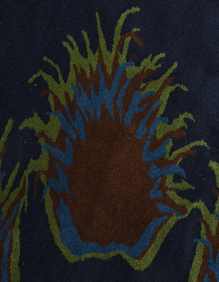 Detail image of  7' 5 x 7' 6 Luna Square Rug