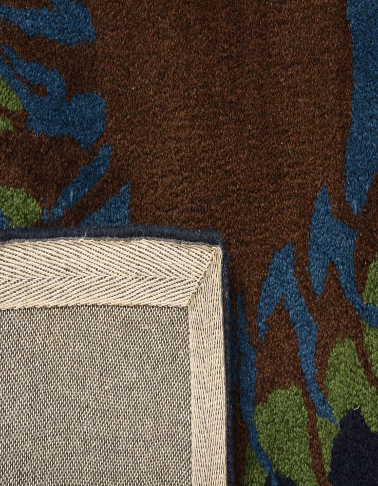 Detail image of  7' 5 x 7' 7 Luna Square Rug