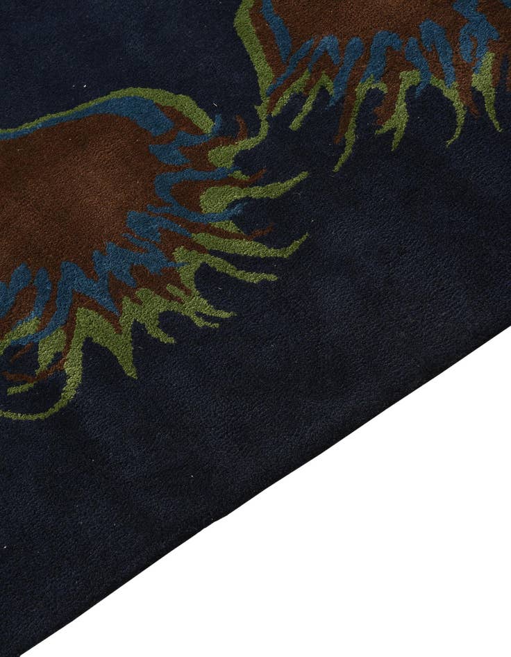 Detail image of  7' 5 x 7' 6 Luna Square Rug