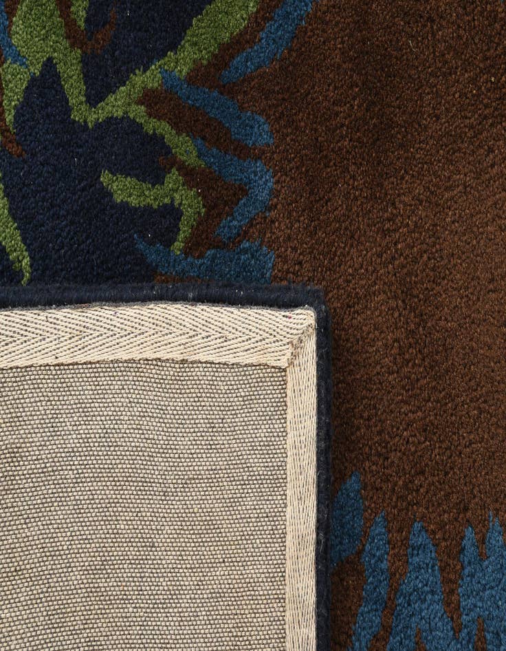 Detail image of  7' 5 x 7' 6 Luna Square Rug