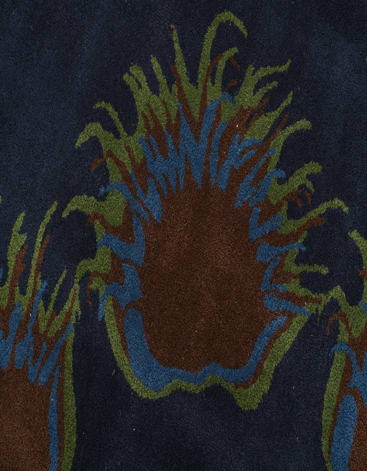 Detail image of  7' 6 x 7' 7 Luna Square Rug