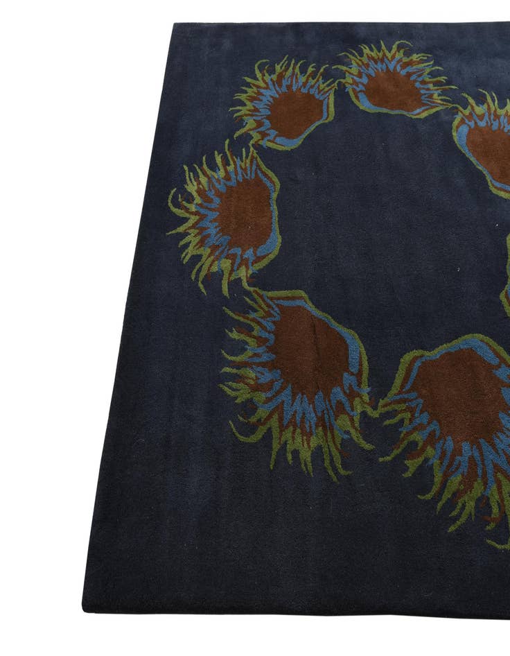 Detail image of  7' 6 x 7' 7 Luna Square Rug