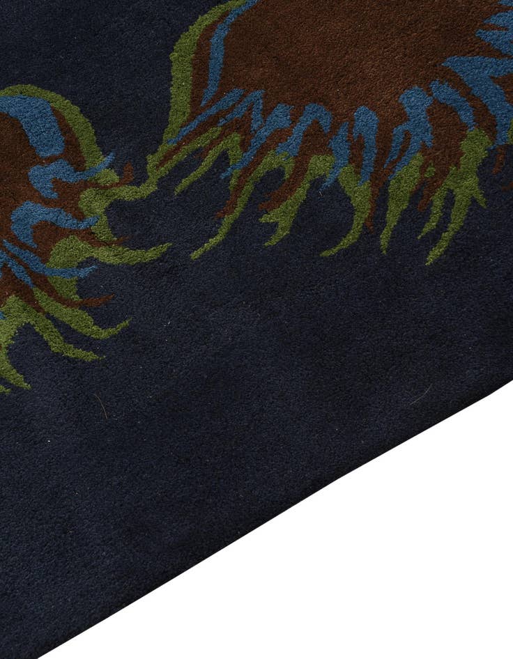 Detail image of  7' 6 x 7' 7 Luna Square Rug