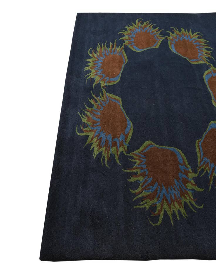 Detail image of  7' 6 x 7' 7 Luna Square Rug