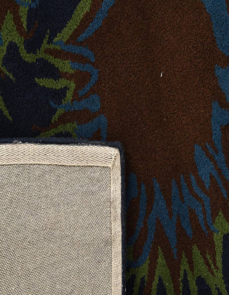 Detail image of  7' 6 x 7' 6 Luna Square Rug