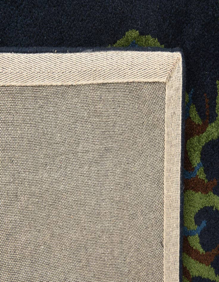 Detail image of  7' 5 x 7' 6 Luna Square Rug