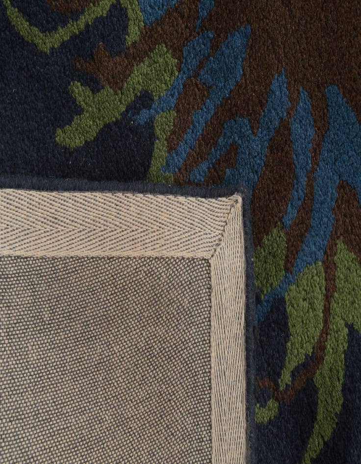 Detail image of  7' 5 x 7' 7 Luna Wool Square Rug