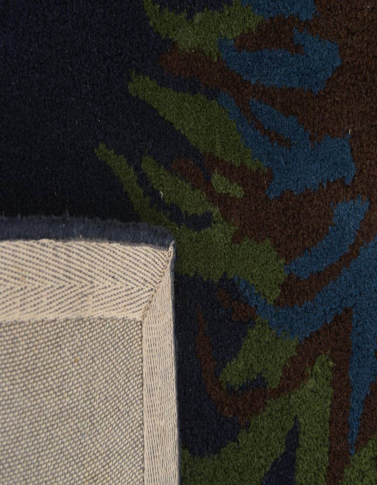 Detail image of  7' 6 x 7' 7 Luna Wool Square Rug