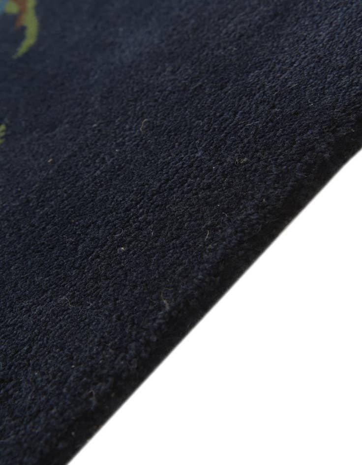 Detail image of  7' 6 x 7' 7 Luna Wool Square Rug