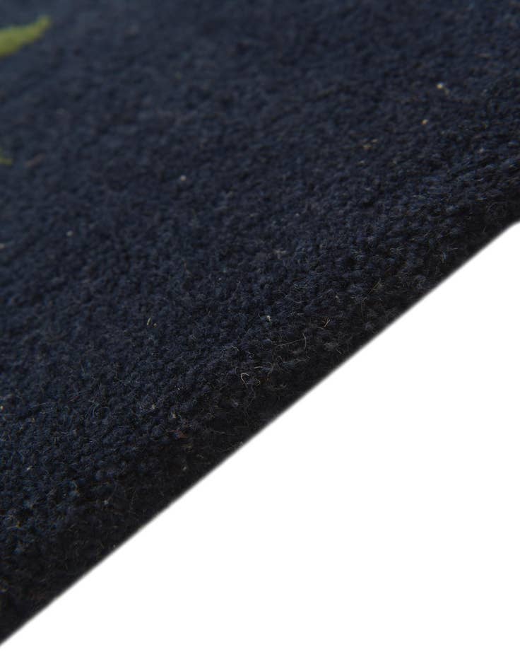 Detail image of  7' 6 x 7' 7 Luna Wool Square Rug