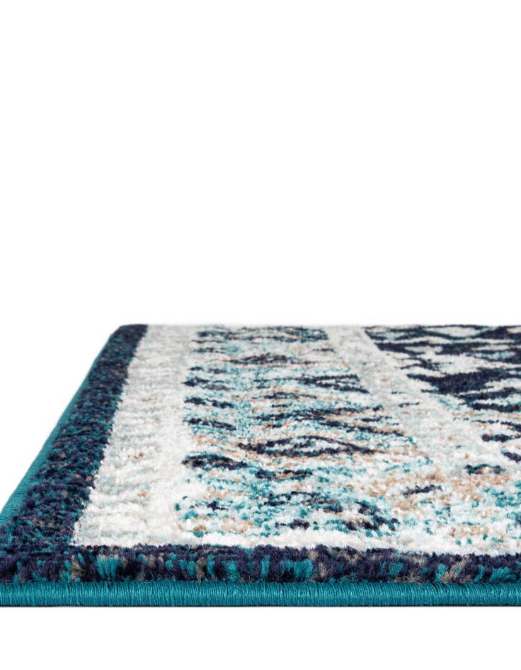 Detail image of  7' 10 x 7' 10 Madeline Square Rug