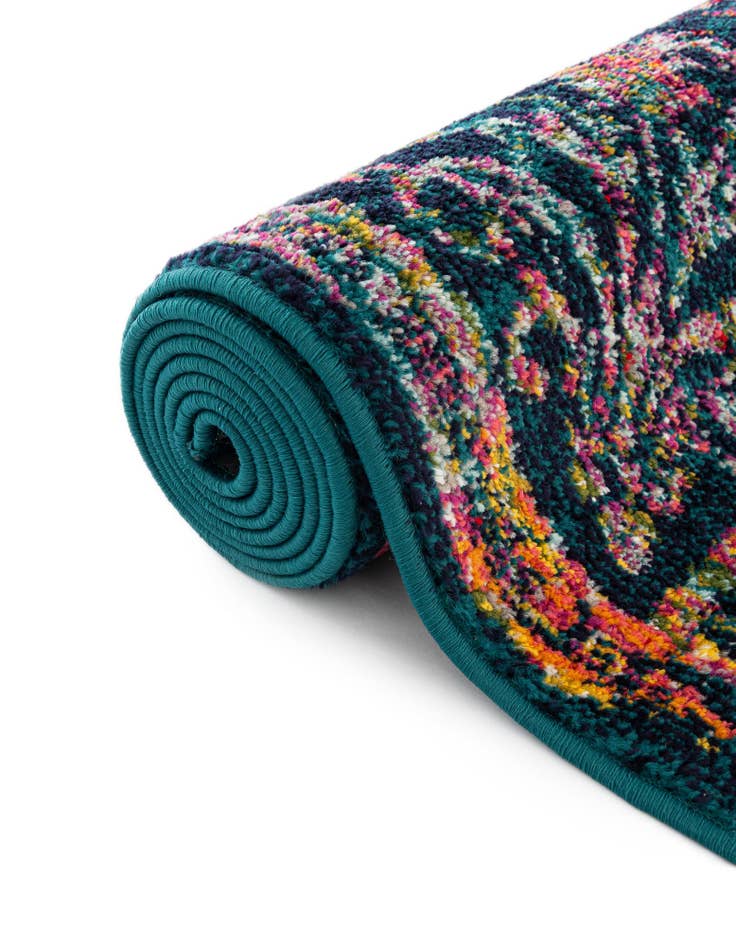 Detail image of  7' 10 x 7' 10 Madeline Square Rug