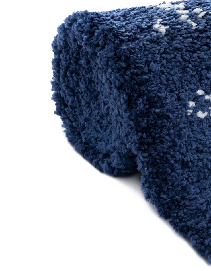 Detail image of  8' x 8' Moroccan Shag Square Rug