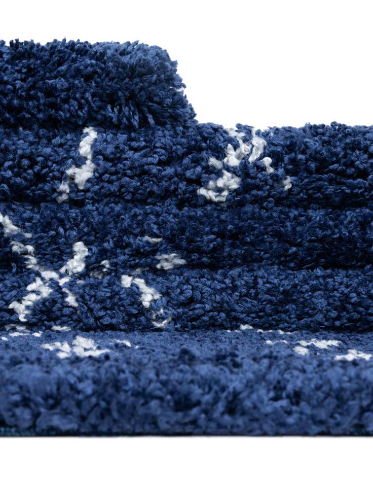 Detail image of  8' x 8' Moroccan Shag Square Rug