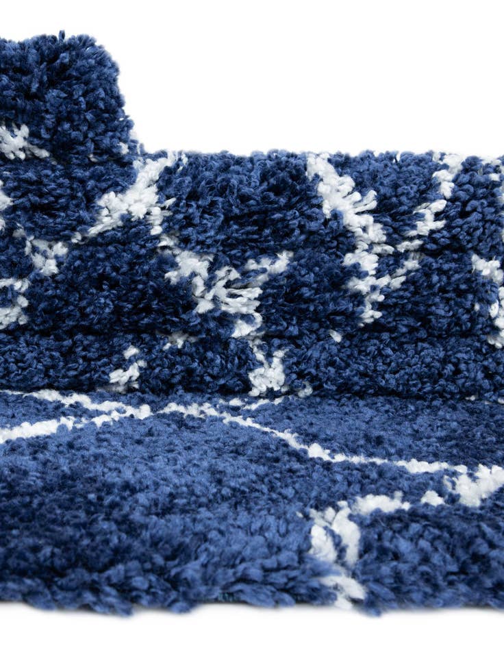 Detail image of  8' x 8' Moroccan Shag Square Rug