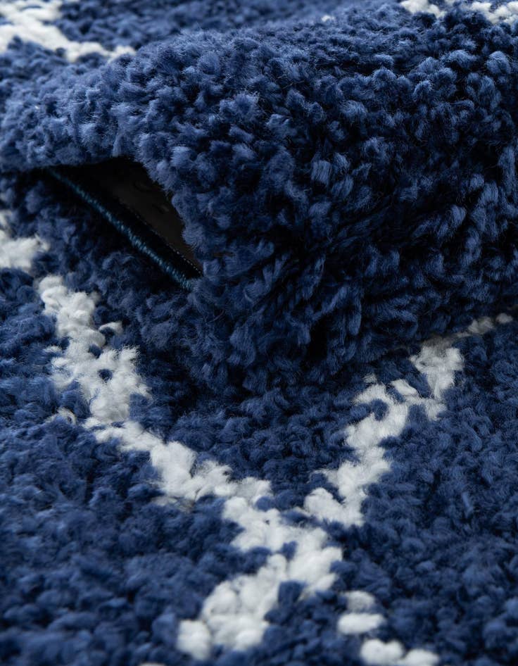 Detail image of  8' x 8' Moroccan Shag Square Rug