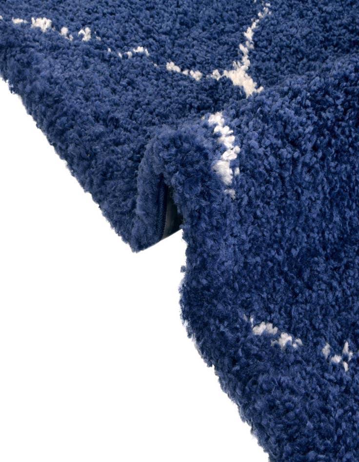 Detail image of  7' 10 x 7' 10 Moroccan Shag Square Rug