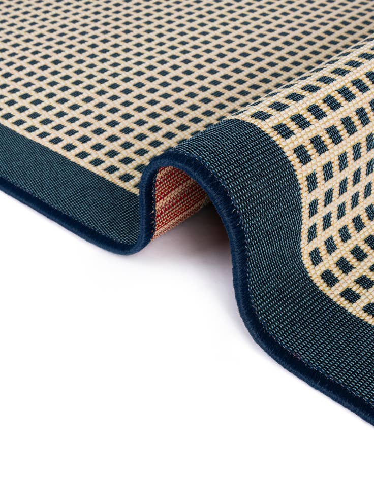 Detail image of  7' 10 x 7' 10  Washable Border Indoor / Outdoor Square Rug