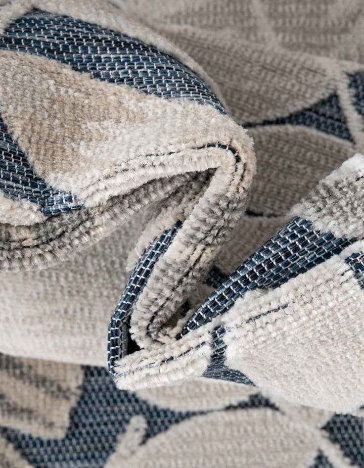 Detail image of  8' 2 x 8' 2  Washable Botanical Indoor / Outdoor Square Rug