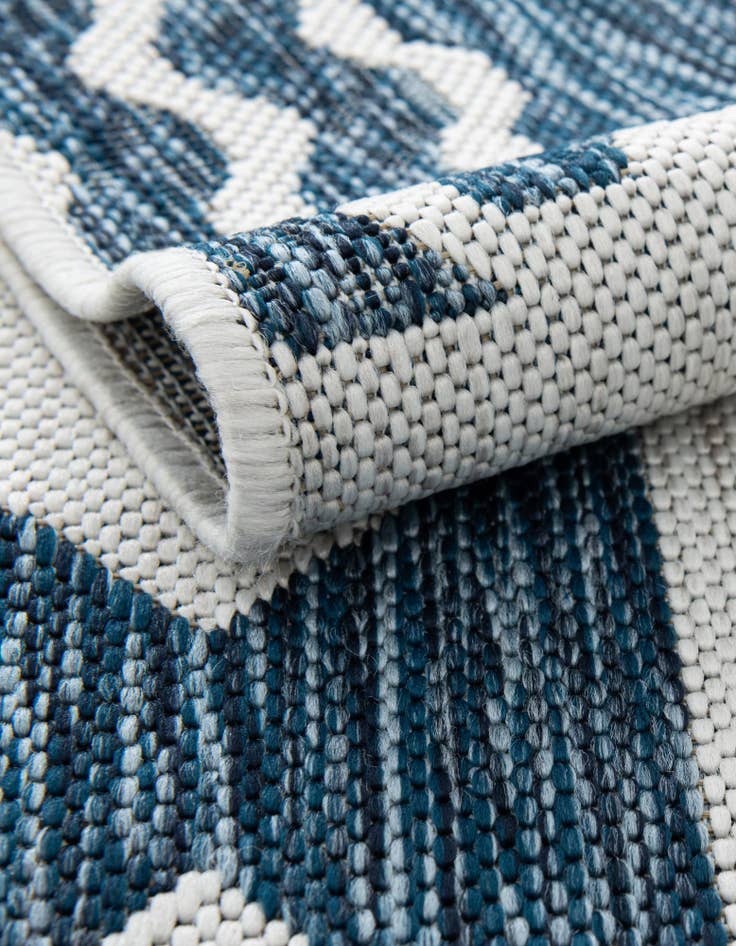 Detail image of  7' 10 x 7' 10  Washable Coastal Indoor / Outdoor Square Rug