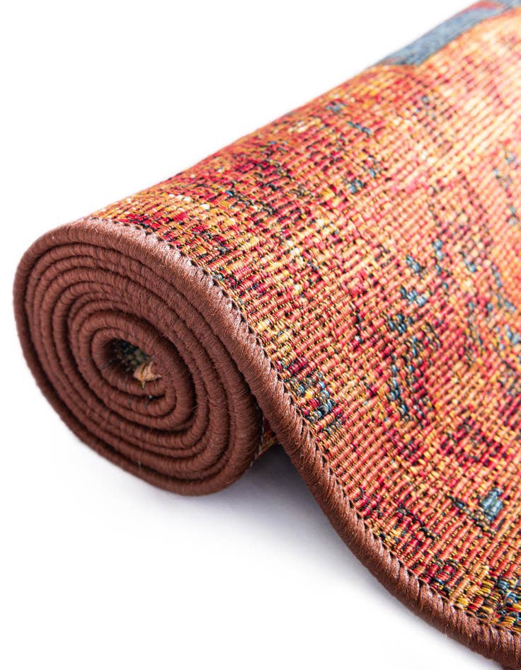 Detail image of  10' x 10'  Washable Traditional Indoor / Outdoor Square Rug