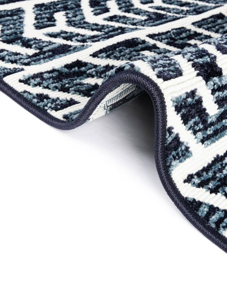 Detail image of  6' x 6'  Washable Sabrina Soto Aston Indoor / Outdoor Square Rug