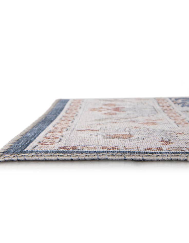 Detail image of  7' 10 x 7' 10 Timeless Square Rug