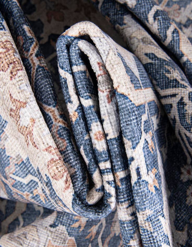 Detail image of  7' 10 x 7' 10 Timeless Square Rug