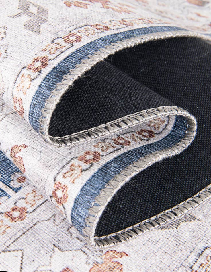 Detail image of  7' 10 x 7' 10 Timeless Square Rug
