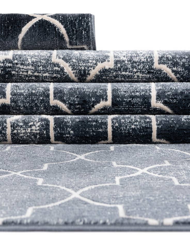 Detail image of Jill Zarin 7' 10 x 7' 10 Uptown Lincoln Center Square Rug