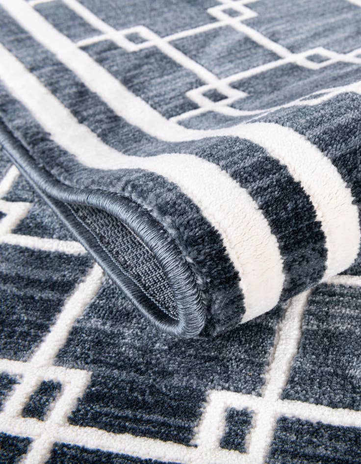 Detail image of Jill Zarin 7' 10 x 7' 10 Metropolitan Uptown Square Rug