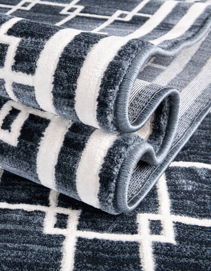 Detail image of Jill Zarin 7' 10 x 7' 10 Metropolitan Uptown Square Rug