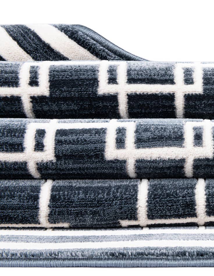 Detail image of Jill Zarin 7' 10 x 7' 10 Metropolitan Uptown Square Rug