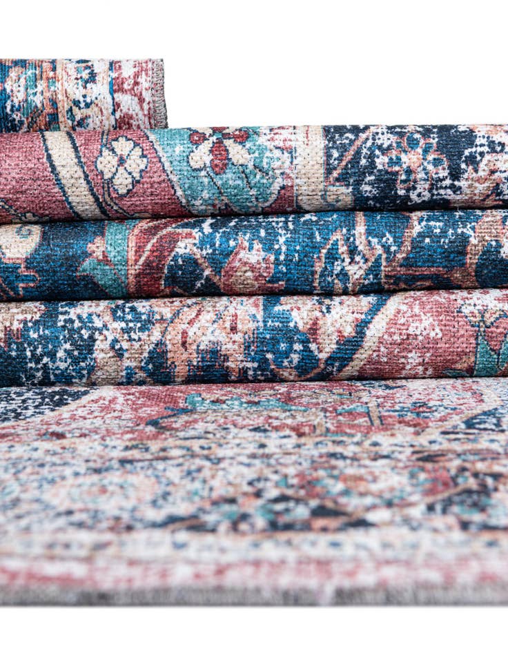 Detail image of  7' 10 x 7' 10  Washable Yara Square Rug